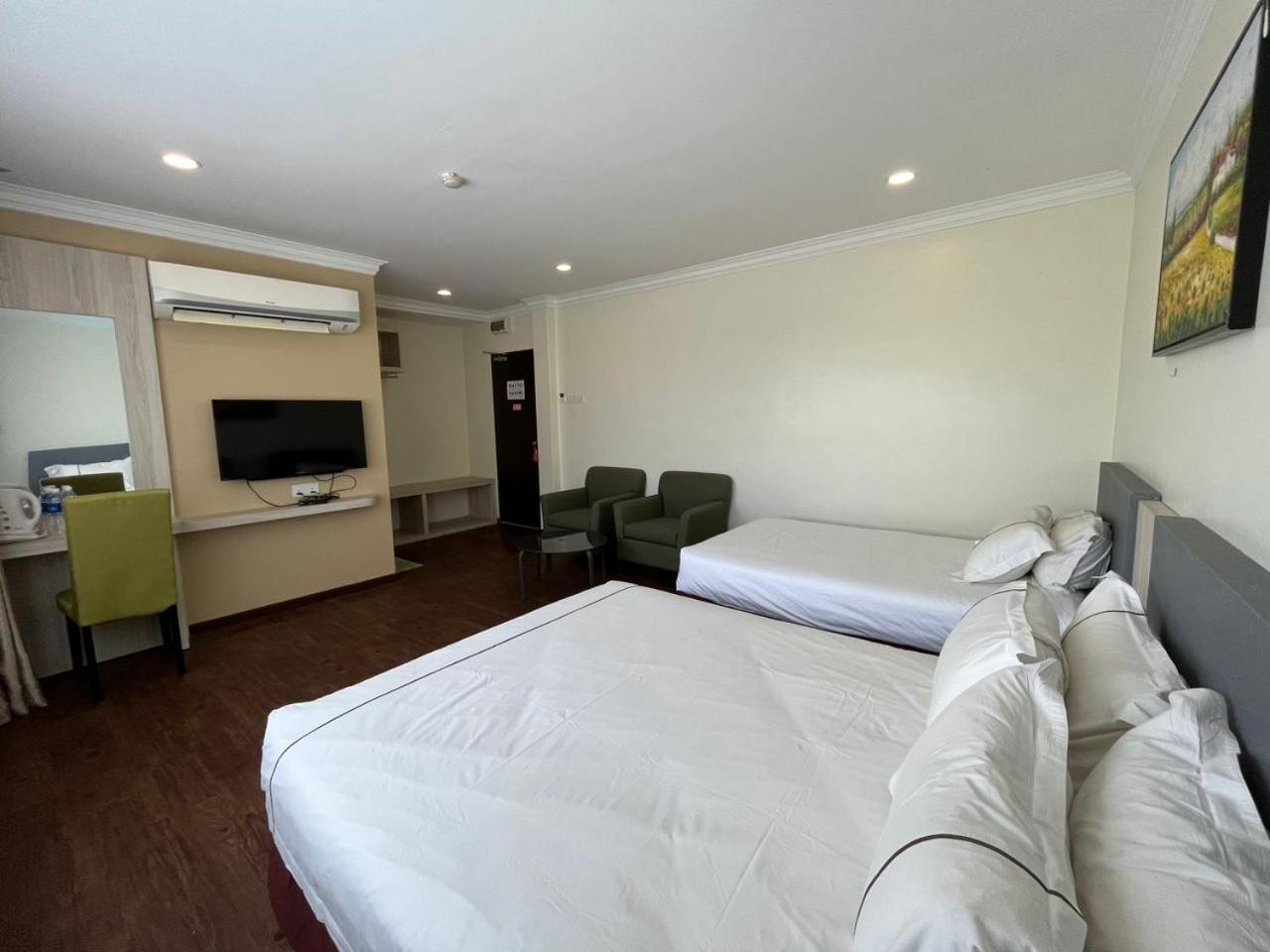 Angsoka Hotel Teluk Intan Exteriér fotografie