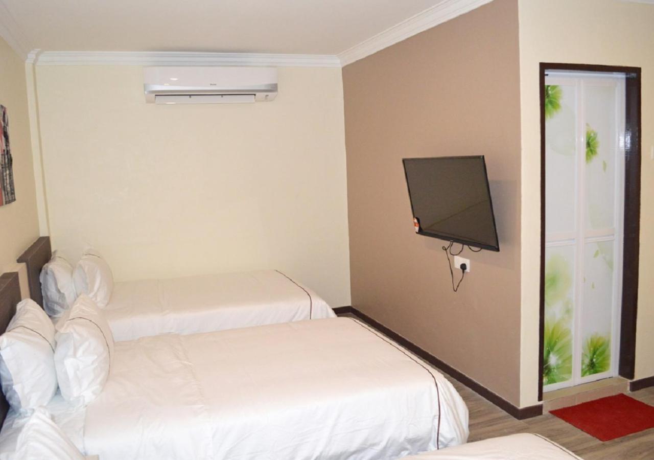 Angsoka Hotel Teluk Intan Exteriér fotografie